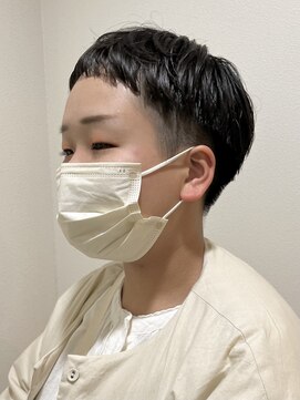 シェノン 西梅田(CHAINON) アッシュカラー/前髪/刈り上げベリーショート/レイヤースタイル