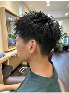 ジャンプザチーター(JUMP the cheetah) スパイキーショート