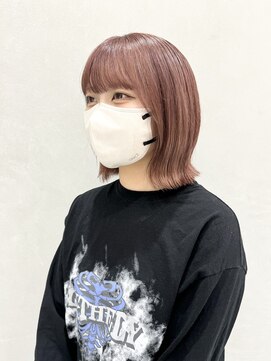 ウシワカマルエムティードット 富士宮店(USHIWAKAMARU MT.) ピンクベージュ×ボブ