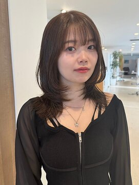 トリッカバルコニー ハヤマ(tricca Balcony Hayama) シンプルで洗練されたナチュラルレイヤー