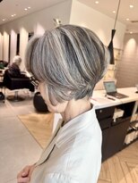 ステア ケース(stair case)&nbsp;白髪残し！ハイライト　ローライト　60代70代