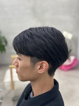 レヴィア(REVIA) メンズカットツーブロック刈り上げマッシュ七三