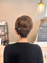 スアバイキキ(SuA by kiki.)&nbsp;似合わせカット/透け感バング/ぱつっとボブ/韓国ウェーブ[千葉]