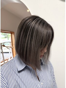 ヘアーデザインサロン スワッグ(Hair design salon SWAG) shadow roots