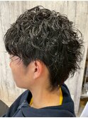 大人のこなれ感を引き出す◎スパイラルパーマ/黒髪