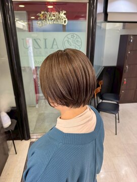 アイズ 本厚木(AIZU) アンブレラカラー　白髪ぼかし