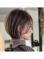 トキ(tokii) ハイライト、白髪ぼかしハイライト、白髪ぼかし、ショートヘア