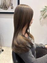 エスデザイン(es design)&nbsp;グレージュ×顔まわりレイヤー