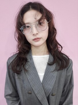 エヴリンアンドペイジ(Evelyn&paige) ロングヘア/コテ巻き【神戸元町/水原】