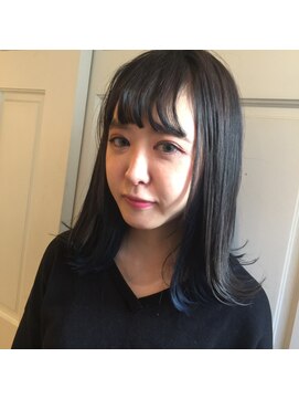 シックス バイ インク 渋谷(SIX by INK.) ダークブルー/デジタルパーマ/ワンホンレイヤー[渋谷]