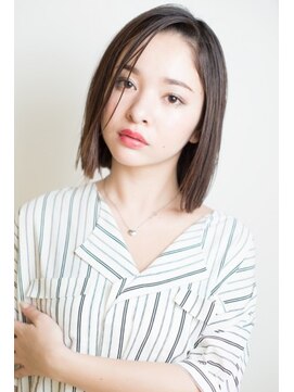 クアトログランシュ 水戸店(QUATRO×GranCieux) 切りっぱなしストレート大人ボブ【QUATRO】
