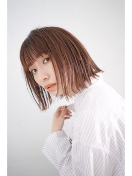 アンド(AND) クールな外ハネボブ　タッセルボブ