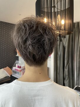 グレイス(Grace) 爽やかメンズパーマスタイル