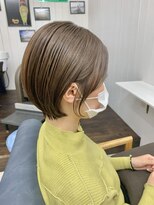 ベニス(VENICE)&nbsp;もみあげがかわいいショート