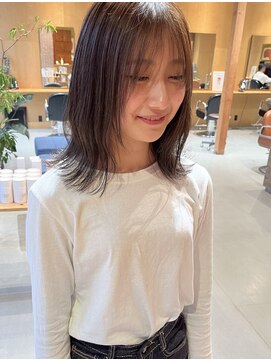 ジジ プラス デザイン(GIGI+design) ash beige