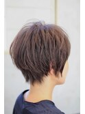 大人可愛いニュアンスナチュラル無造作小顔ショート
