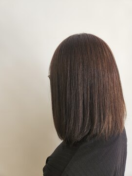 クララ トヨハシ(CLALA Toyohashi) クララ独自酸熱髪質改善トリートメント