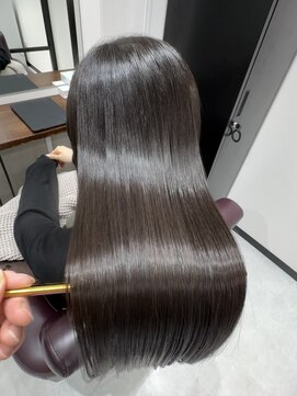 ライア 吉祥寺南口店(laia) うるつやとはまさにこの髪の事！まるでシルクのような手触りに