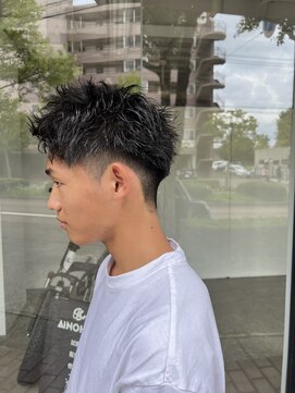 ジジ プラス デザイン(GIGI+design) ショートツイストパーマ