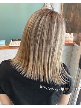 ブルーアンドカンパニー(BLUE&Co.) ミルクティーカラー