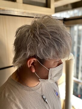 マセナ(Masena) ホワイトカラー×メンズウルフ