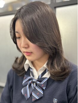 エスカーラ 町田(THE ESCALA)の写真/一人ひとりの髪質・輪郭を活かした「顔が映える」「小顔に見える」「巻きやすい」顔周りデザイン*[町田駅]