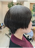 スッキリショートボブスタイル