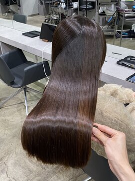 キュア 表参道(CURE) 美髪矯正［髪質改善/縮毛矯正/表参道駅］