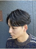 今季大人気のフェザーパーマ!