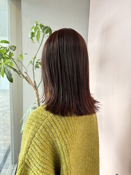 クム(kumu) 【kumu】韓国風/レイヤーカット/ロング/艶感/ワインレッド