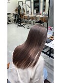 【ホワイトグレージュ】