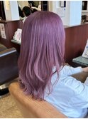 ピンクベージュ