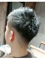 ネセサリー(NECESSARY) カット