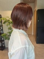 コンフィー(comfy)&nbsp;【mimura】レイヤーボブ　レッドブラウン　切りっぱなしボブ