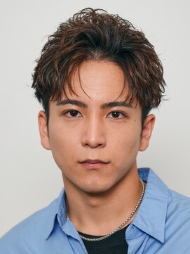 テン 心斎橋(tenn.) 難波センターパートニュアンスパーマフェザーショート緩め色気