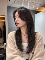 バレ(BALE) 前髪なしレイヤーカット