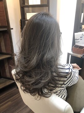 フォルマ FORMA スモーキーグレージュ