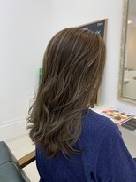 ヒュー(HUE)&nbsp;夏だ！ナチュラルハイライトしよう！