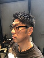 カレンズオブスタイル(CURRENNS OF STYLE)&nbsp;アップバング　ローフェードカット