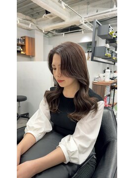 アット(at...) 【韓国風レイヤー×グレージュ】