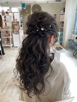 ルナクレセント (Luna crescent)&nbsp;ルーズハーフアップ