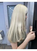 ホワイトブロンド×ケアブリーチ×ロング