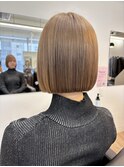 ハイトーンボブ 切りっぱなし まとまるボブ 20.30代ボブ