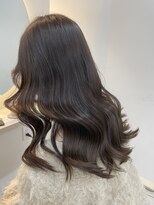 シダ(sida SAIIN)&nbsp;20代30代抜け感カラーべー