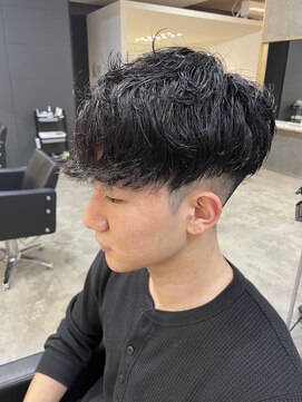 ニアウ 伊勢崎連取店(Niau) メンズマッシュツイストスパイラルパーマメンズパーマ