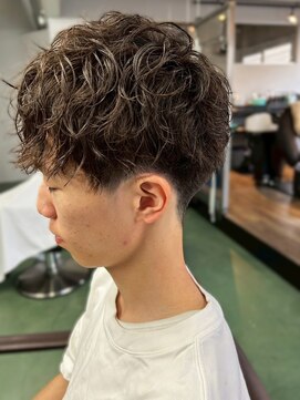 マップデザイン(map design) メンズパーマ ツイストスパイラルパーマ  ツーブロック 20代