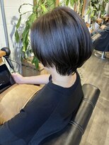 ヘアードレスビュー(hair dress V.I.E.W) ショートボブ×オリーブカラー