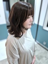 サン(Sun.)&nbsp;【重く見せない大人の髪質改善】外はねレイヤーロブ