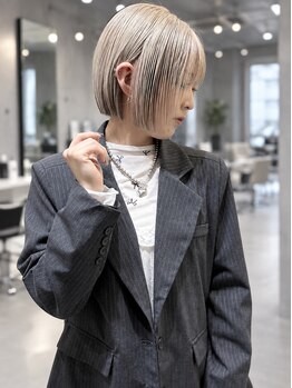 レム(Rem)の写真/【梅田/中崎町徒歩3分】ショート・ボブならお任せ!頭の形や髪質を活かしたカットで、小顔魅せ効果も◎