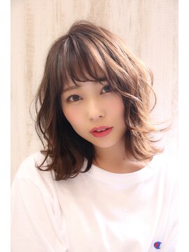 エストレーラ(estrela) 『estrela』大人可愛い透明感レイヤーボブ